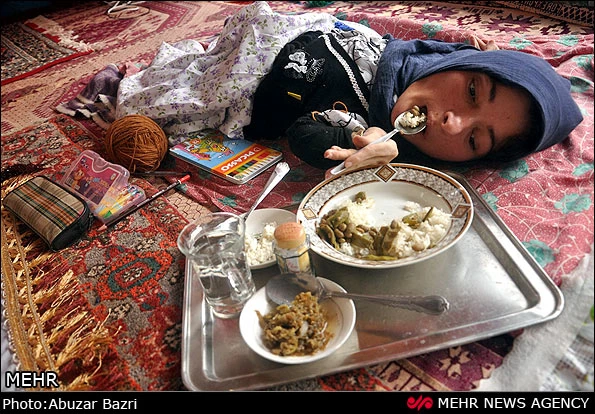 بیوگرافی فریبا معصومی معلول هنرمند