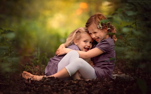 متن تبریک روز جهانی خواهر + جملات احساسی و عاشقانه برای خواهر