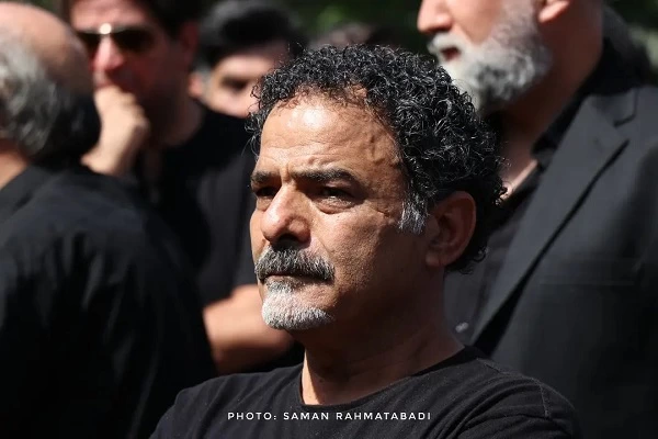عکسهای مراسم خاکسپاری آرش میراحمدی با حضور هنرمندان