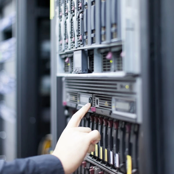 سرور مجازی چیست؟ کاربرد VPS اروپا