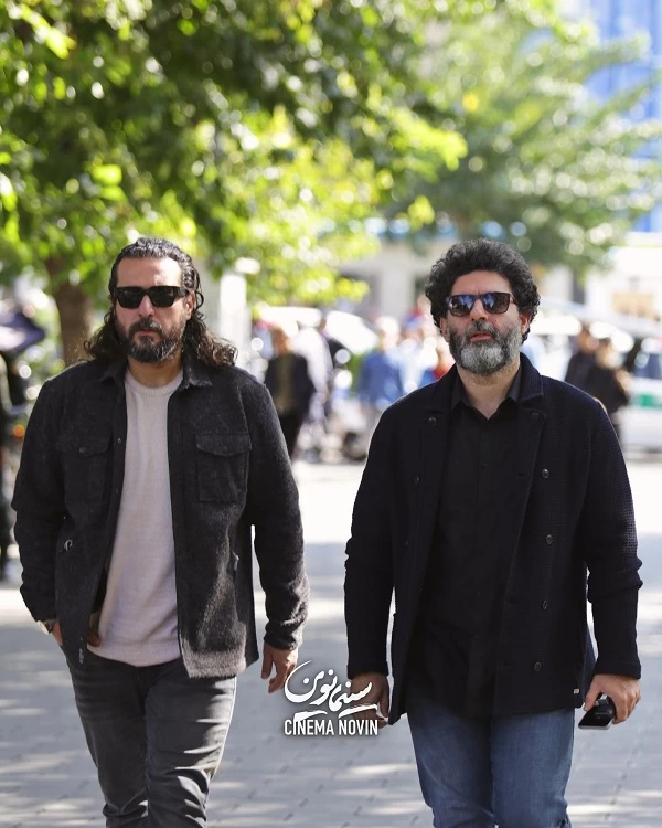 عکسهای بازیگران در مراسم خاکسپاری داریوش مهرجویی و همسرش