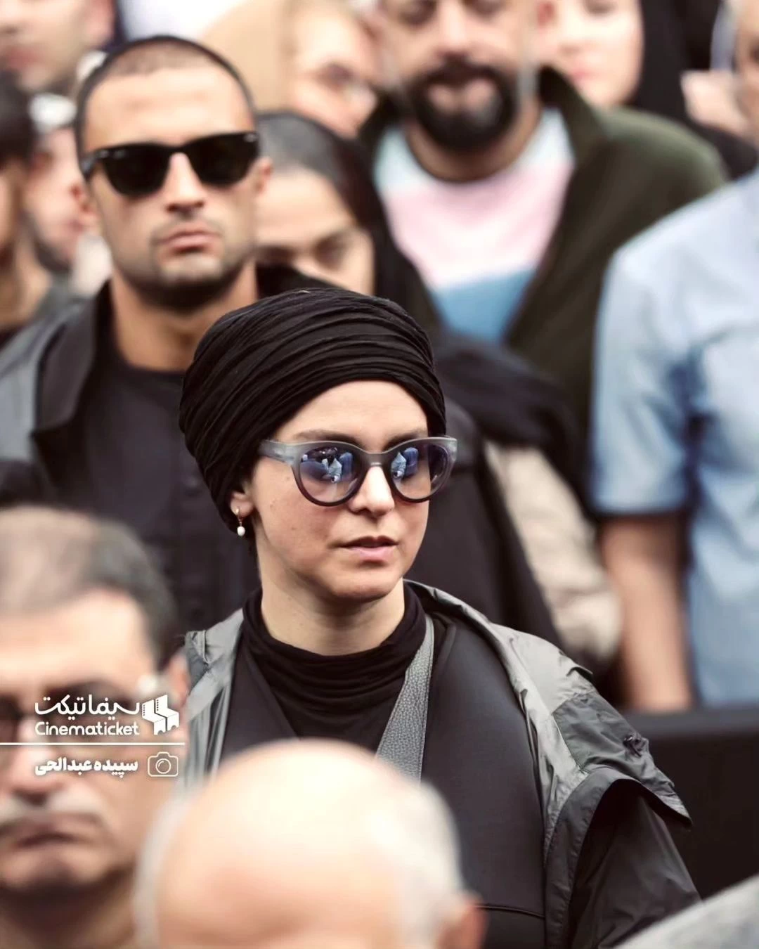 عکسهای بازیگران در مراسم تشییع آتیلا پسیانی