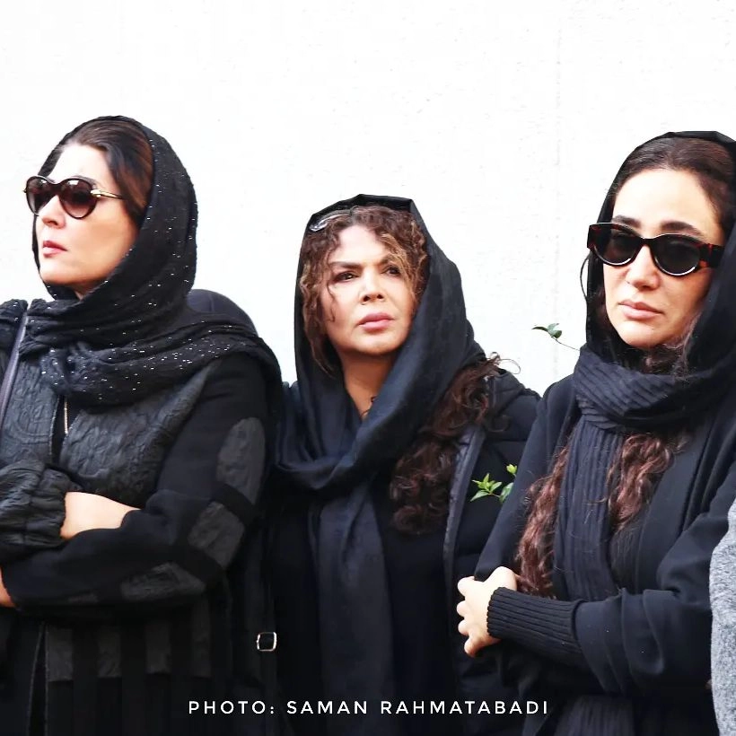 عکس های حضور بازیگران در مراسم تشییع بیتا فرهی