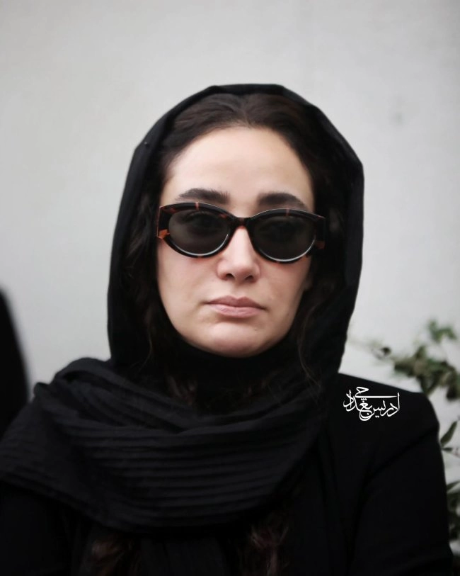 عکس های حضور بازیگران در مراسم تشییع بیتا فرهی