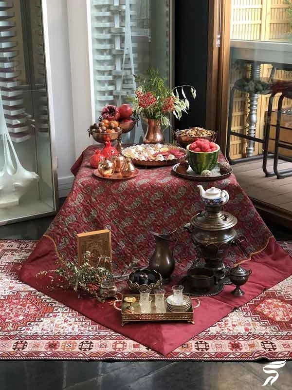 تزیین شب یلدا برای مدرسه +  20 عکس تزیین میز یلدا