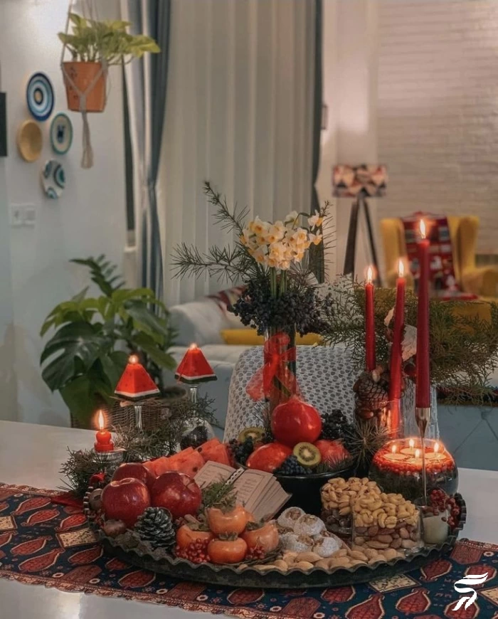 تزیین شب یلدا برای مدرسه +  20 عکس تزیین میز یلدا
