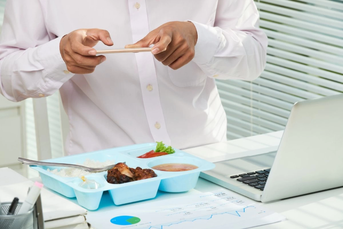 غذای شرکتی به عنوان ابزاری برای برندینگ داخلی