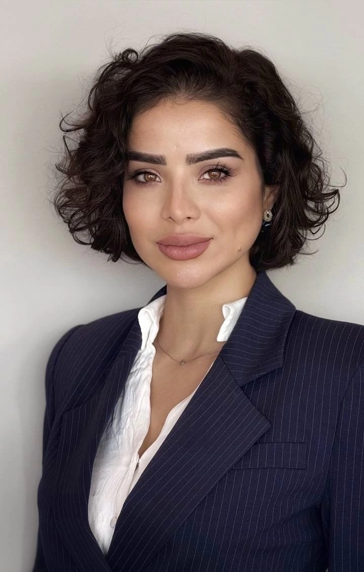 مرضیه حسینی ایران اینترنشنال بیوگرافی + عکس های مرضیه حسینی
