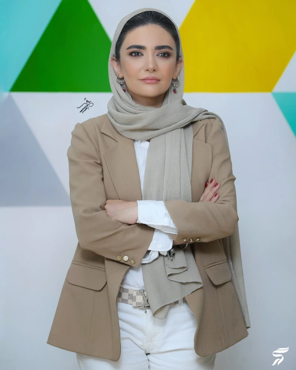 عکس های بازیگران در اکران خصوصی فیلم زعفرانیه در باغ کتاب