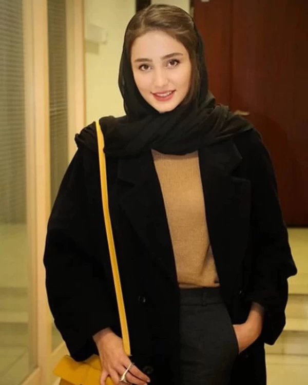 بیوگرافی سها نیاستی بازیگر + عکس، سوابق و ازدواج