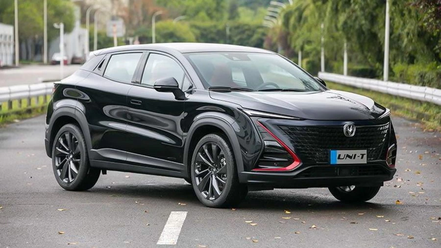 مشخصات چانگان یونی تی + عکسهای داخل و بیرون چانگان UNI-T