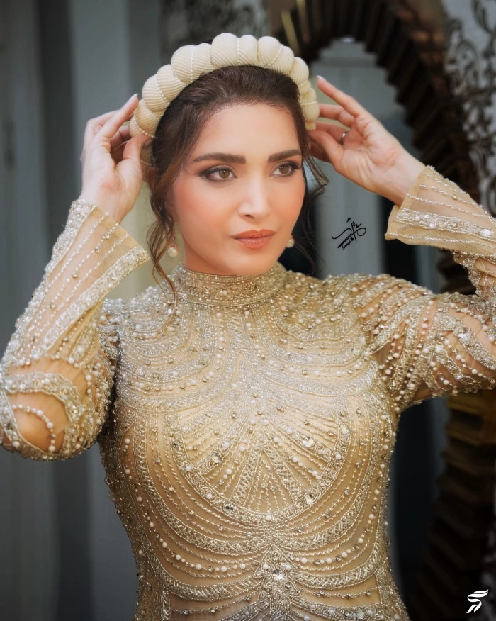 عکس و استایل بهنوش طباطبایی برای عروسی خواهرزاده اش