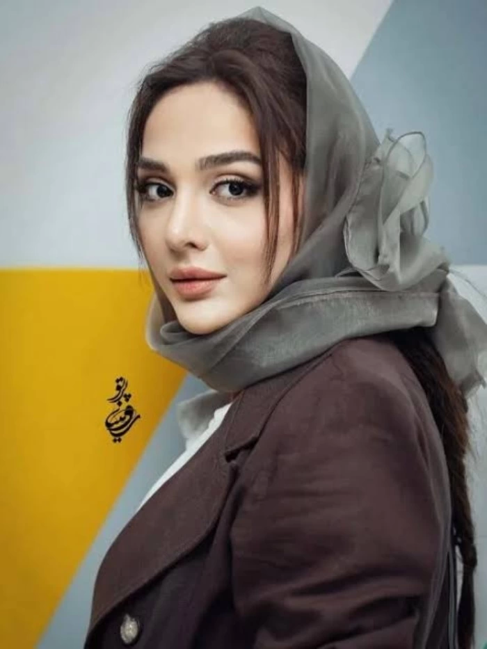 بازیگران بامداد خمار و نقش هایشان + عکس ها
